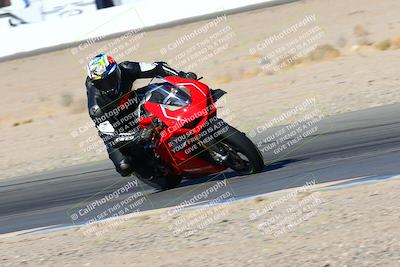 media/Jan-08-2022-SoCal Trackdays (Sat) [[1ec2777125]]/Turn 15 Inside (950am)/